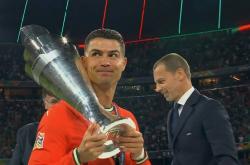 爱游戏下载-热门球队在欧洲联赛中夺得胜利