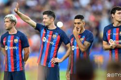 爱游戏注册-巴塞罗那主场豪胜，迎来联赛连胜