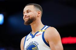 爱游戏培训-库里因脚踝伤势缺席几场比赛，勇士连胜纪录或受影响的简单介绍