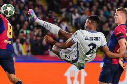 爱游戏官网app-国米胜切沃，继续维持领先优势