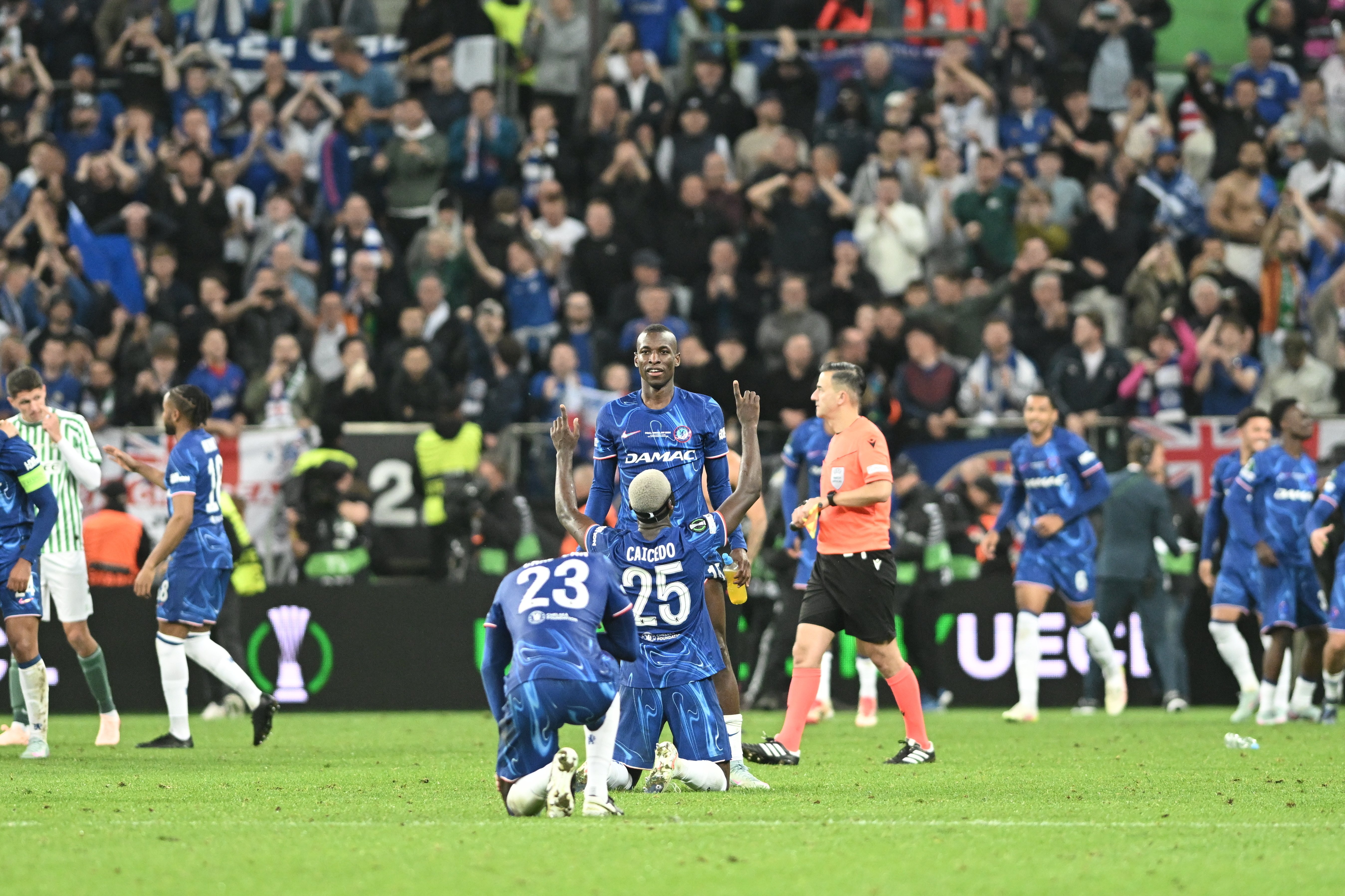 关于切尔西主场大胜剑桥联,取得三分的信息 关于切尔西主场大胜剑桥联,取得三分的信息