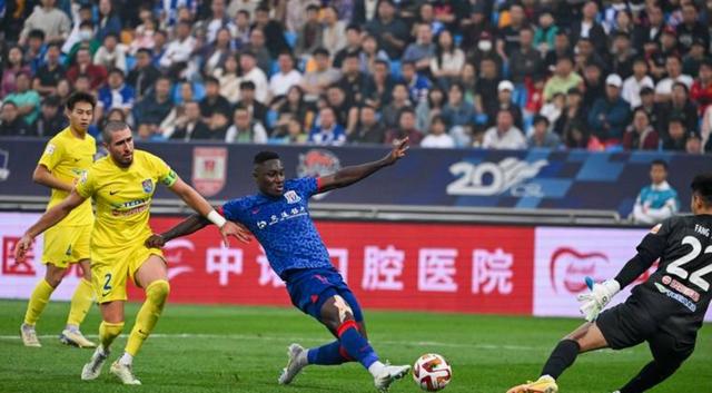 主场优势发挥作用,球队连胜 主场优势发挥作用,球队连胜