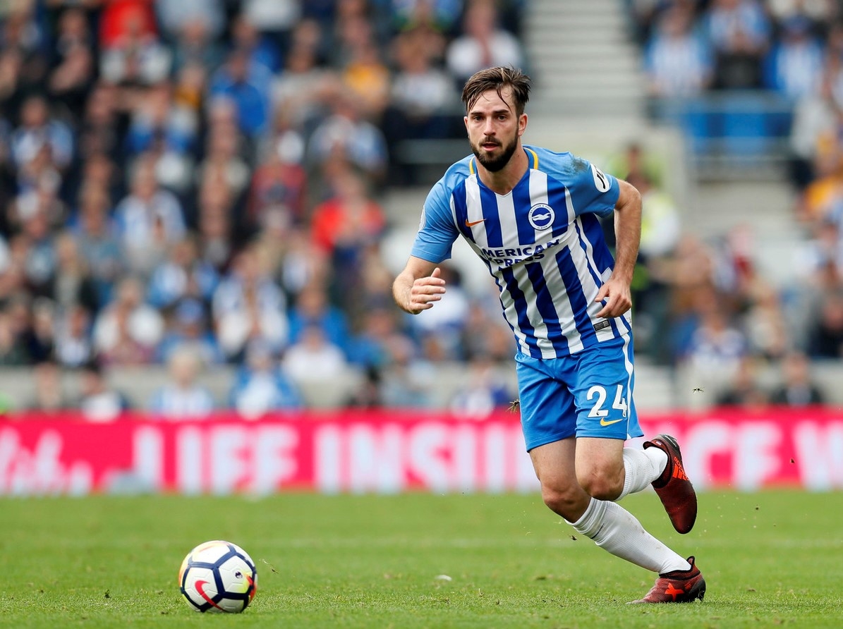 利物浦主教练实施严格训练计划,重建士气的简单介绍 利物浦主教练实施严格训练计划,重建士气的简单介绍