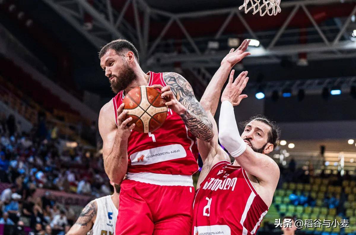 雄鹿轻取马刺,稳坐东部榜首 雄鹿轻取马刺,稳坐东部榜首