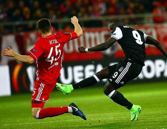 包含罗马客场战平，保持不败势头的词条