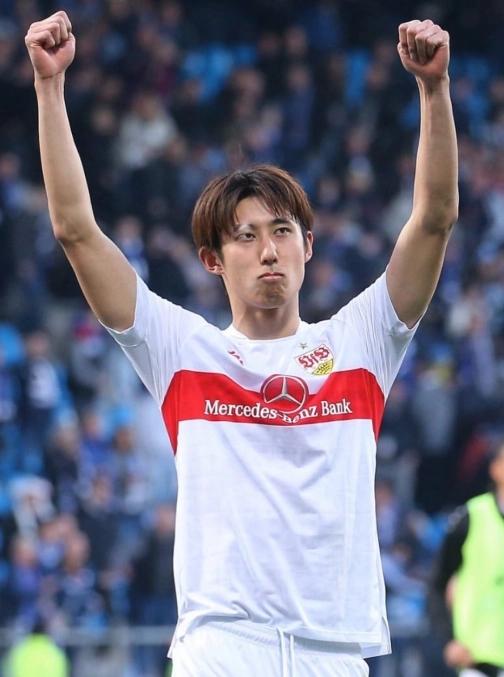 斯图加特客场逆转获胜，摆脱保级压力的简单介绍